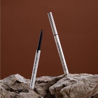 Chì Kẻ Mắt Clio Lâu Trôi Chống Thấm Mồ Hôi Hàn Quốc