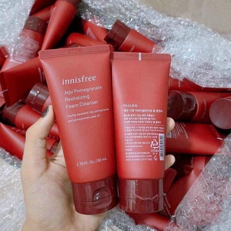 Sữa Rửa Mặt Lựu Đỏ Innisfree Revitalizing Foam Cleanser 80ml