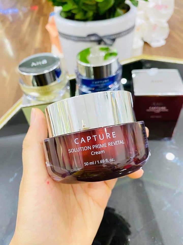 Kem Dưỡng AHC Trẻ Hóa Capture Solution Prime Moist Cream 50ml