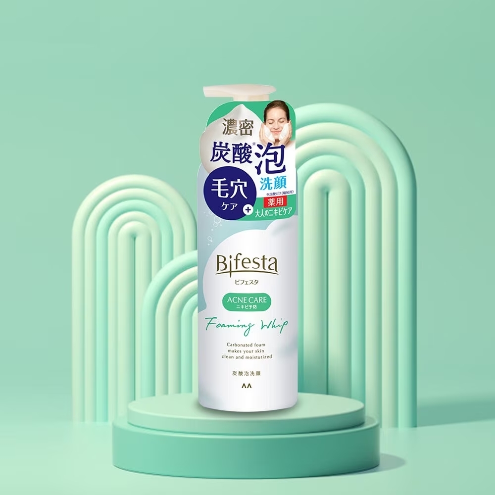 Sữa Rửa Mặt Bifesta Da Dầu Mụn ACNE CARE Tạo Bọt Sạch Sâu Foaming Whip Nhật Bản 180g