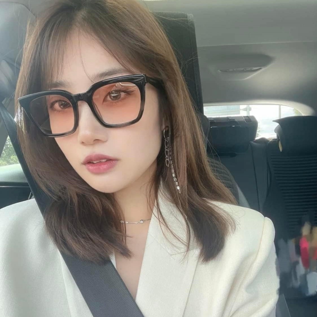 Kính Mát Gentle Monster Momati OR Màu Ombre Cam