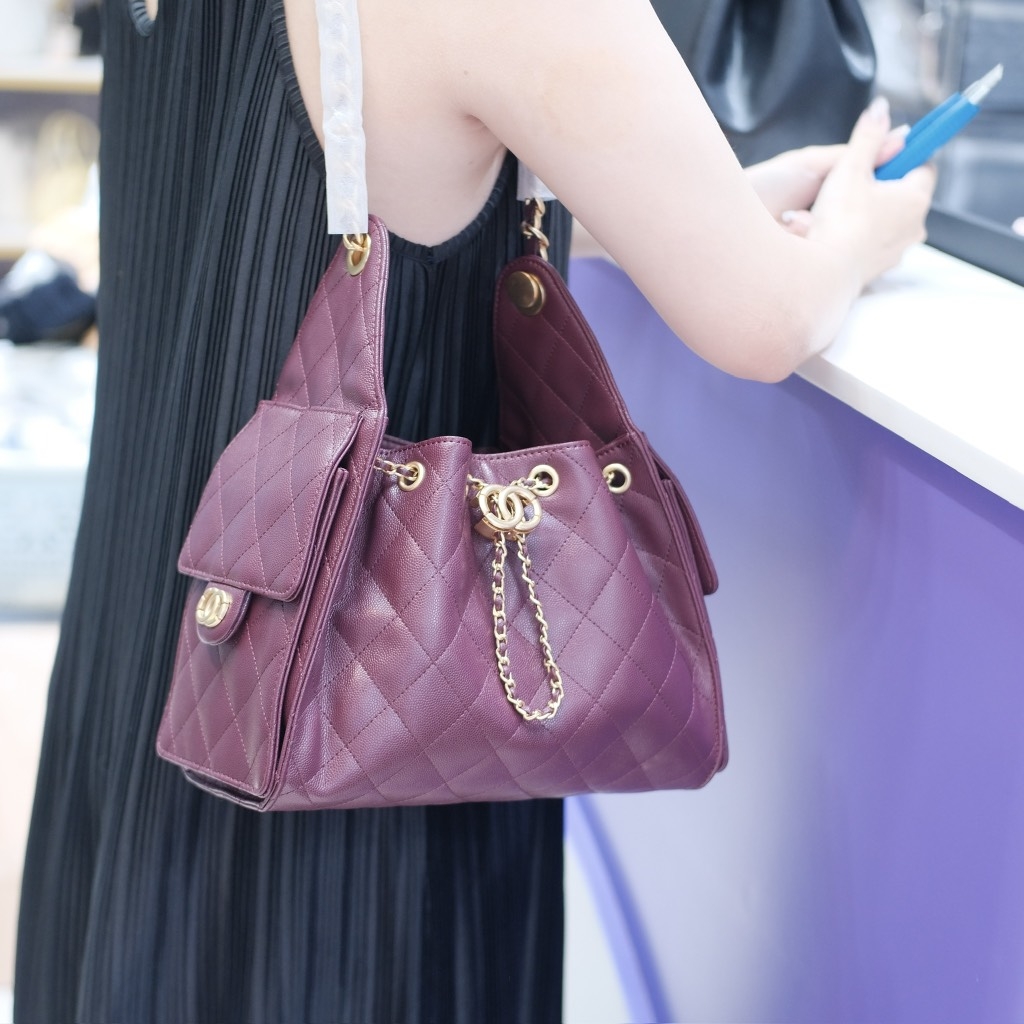 Túi Xách Hobo Chanel 25 Caviar Màu Đỏ