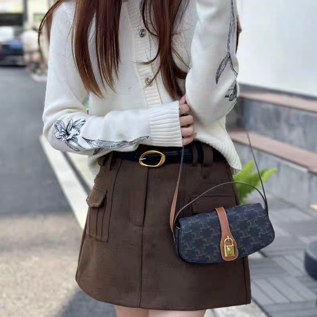 Túi Celine Clutch On Strap Tabou Size 20cm