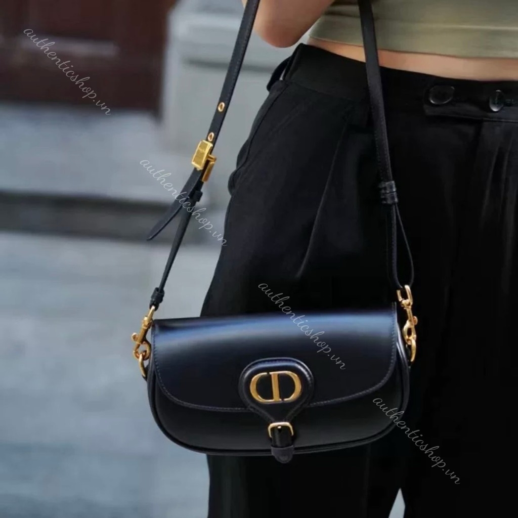 Túi Xách Dior Bobby Bag Bản Remake Hàn Da Bê 22cm