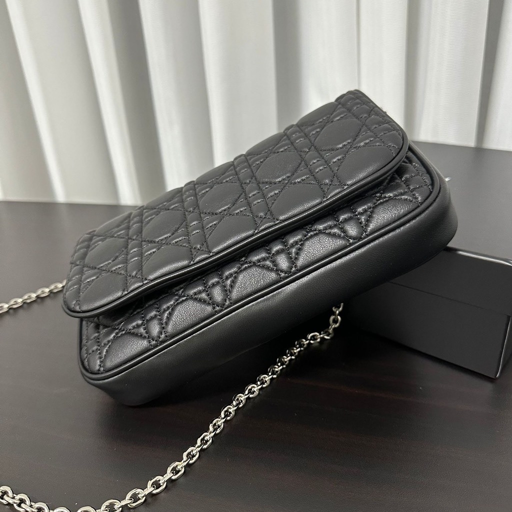 Túi Đeo Vai Lady Dior Remake Korea Pouch Size 22 cm