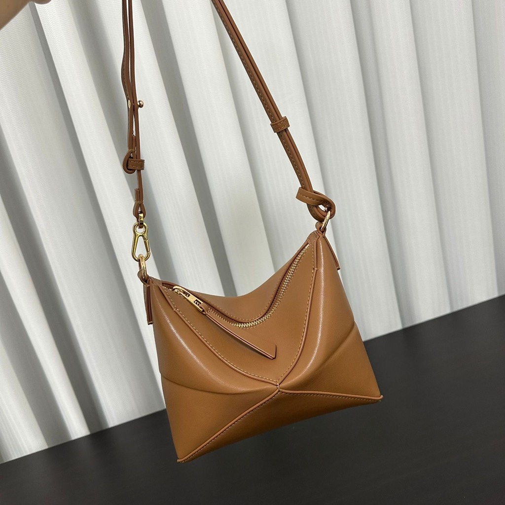Túi Đeo Vai Loewe Puzzle Remake Korea Fold Size 21cm