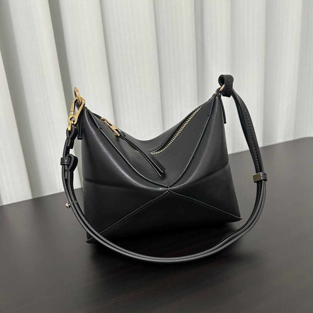 Túi Đeo Vai Loewe Puzzle Remake Korea Fold Size 21cm