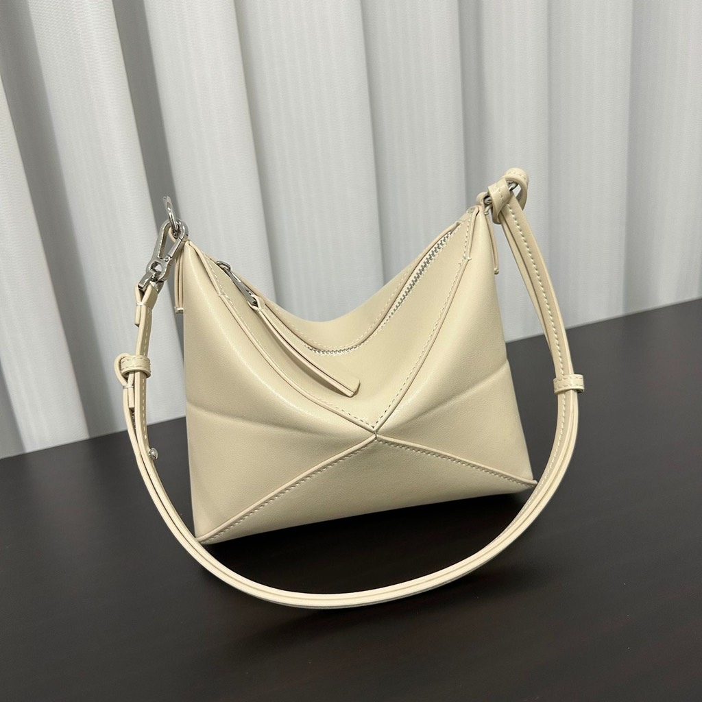 Túi Đeo Vai Loewe Puzzle Remake Korea Fold Size 21cm