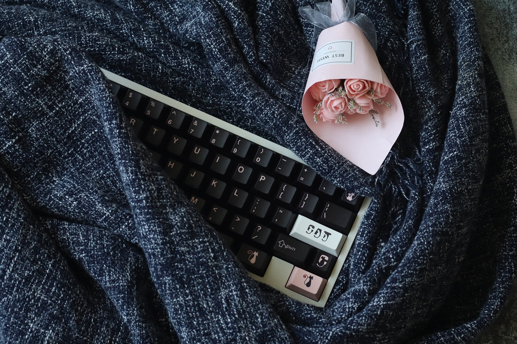 Bộ keycap JKDK Black Pink Magic Cat (Cherry / PBT Dyesub)