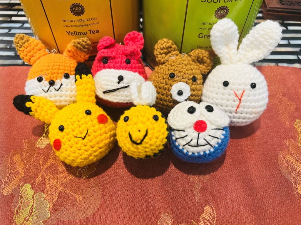 THÚ LEN ĐAN THỦ CÔNG MÓC KHÓA ĐẦU THÚ