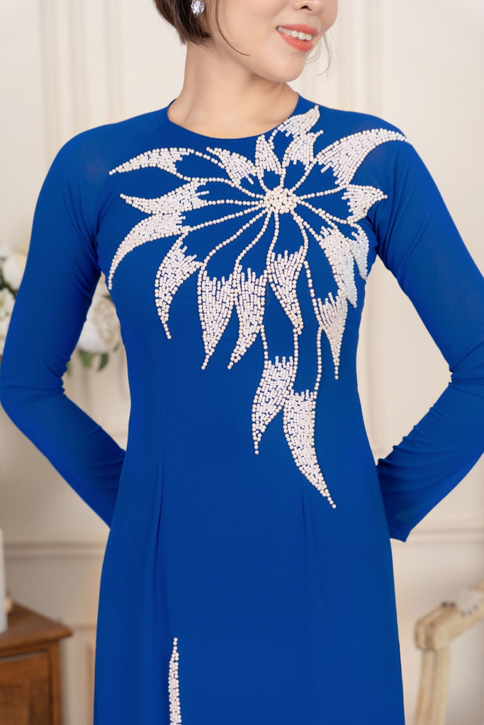 Áo dài kết hoa hạt trai cổ tròn vải Chifon