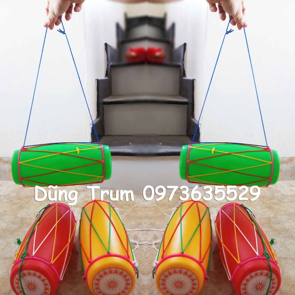 Trống cơm nhựa múa biểu diễn, trống cơm múa cho bé