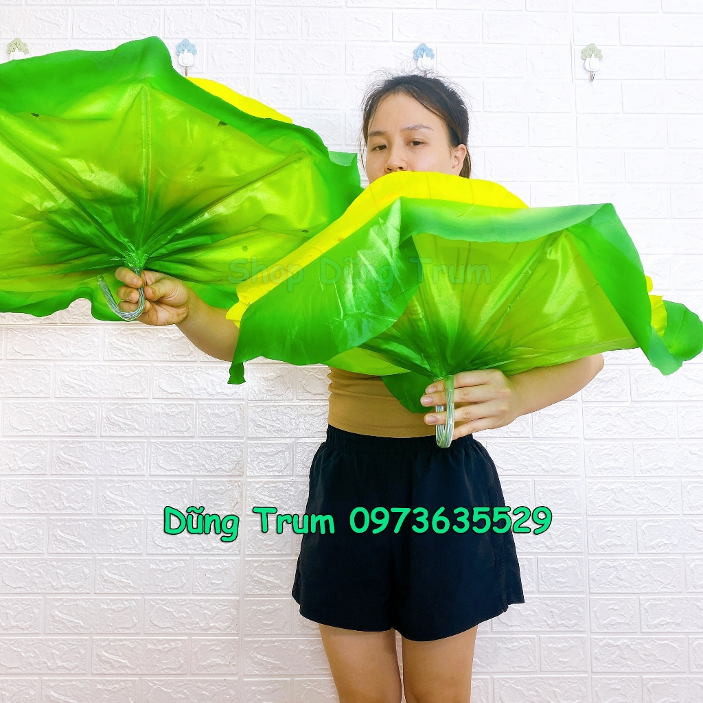 Lá sen múa 3 lớp chất liệu nan sắt mềm vải lụa họa tiết phun kim tuyến biểu diễn văn nghệ