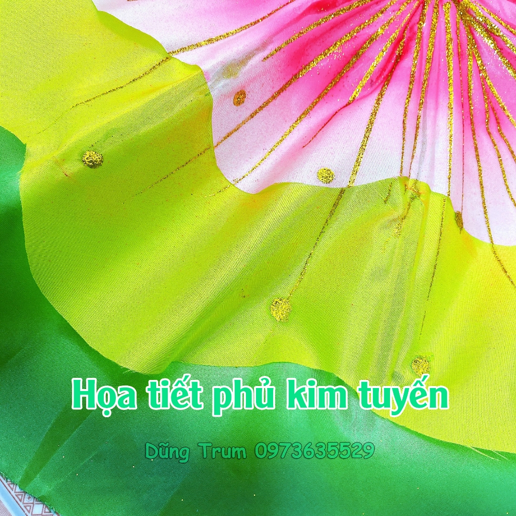 Lá sen múa 3 lớp chất liệu nan sắt mềm vải lụa họa tiết phun kim tuyến biểu diễn văn nghệ