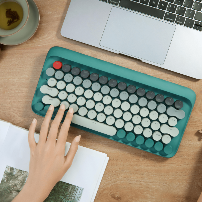 DOT Typewriter Mechanical Keyboard