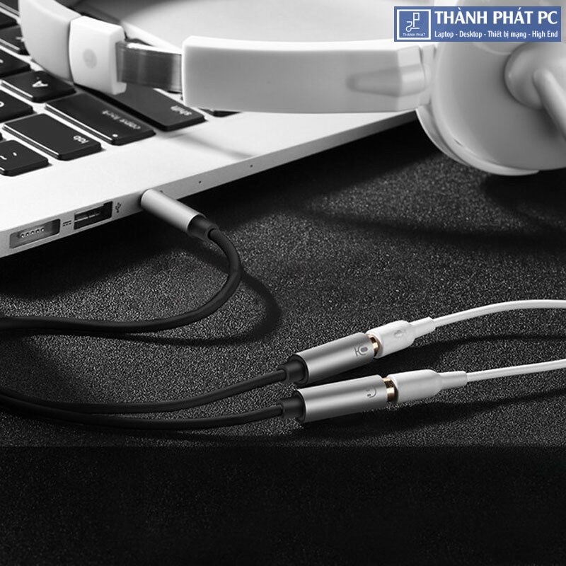 Cáp chia Audio 3.5mm ra 2 đầu 3.5mm Loa và Mic Ugreen 30619