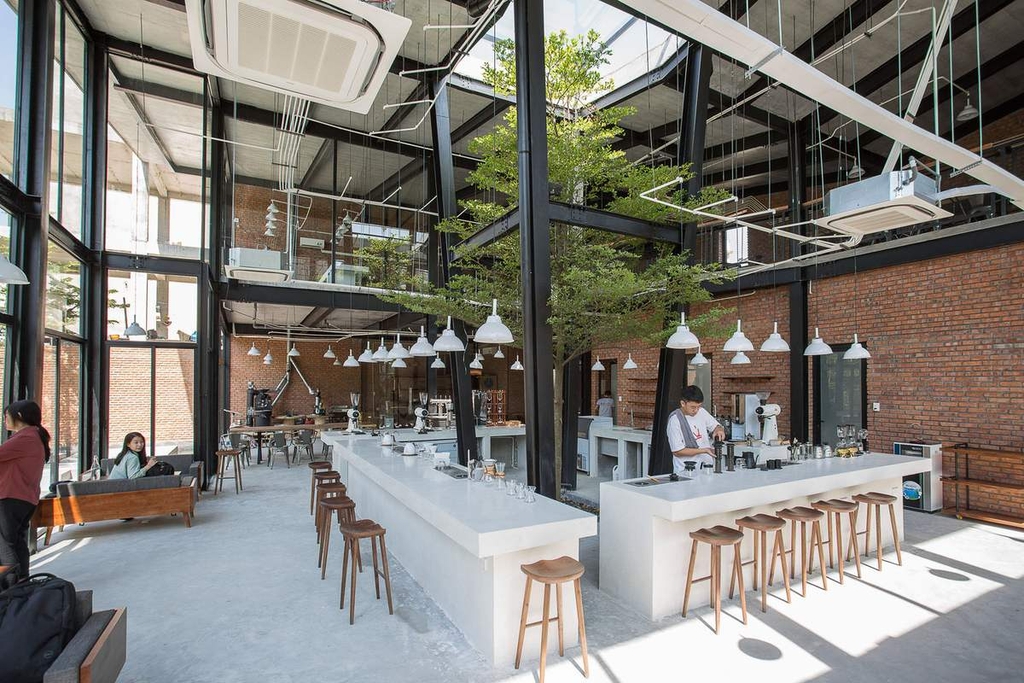 Quán Cafe theo phong cách Công Nghiệp - 43 Factory Đà Nẵng