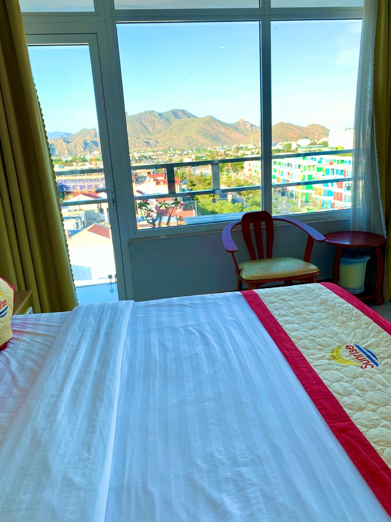 Superior 3 Double ( View Thành Phố )