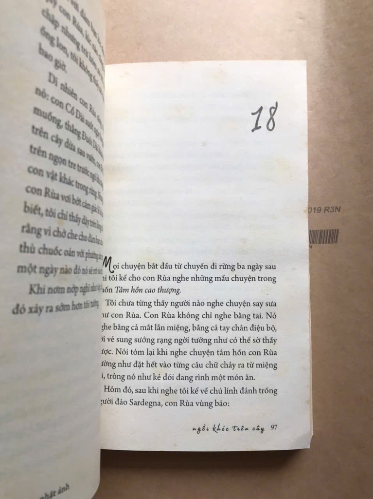 Ngồi Khóc Trên Cây