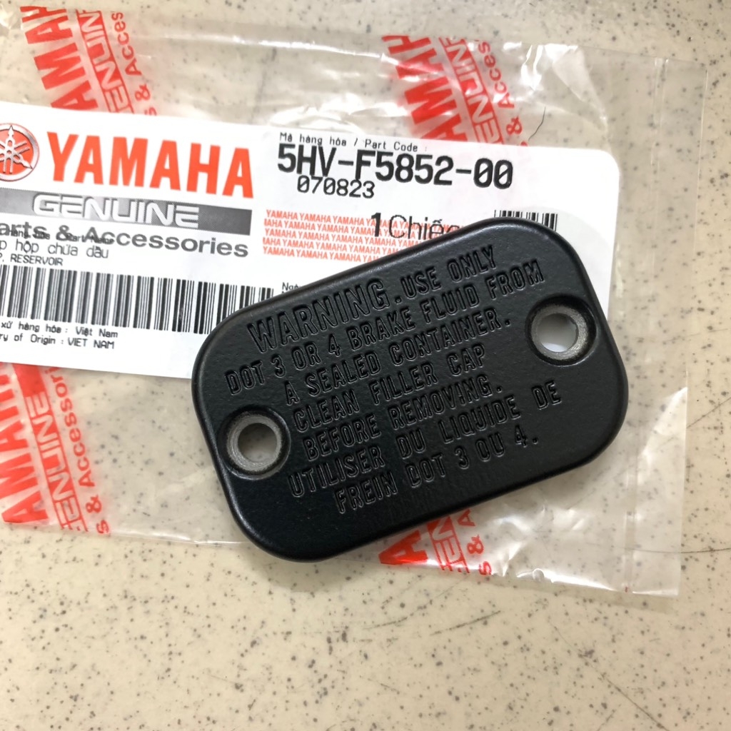 [Chính hãng Yamaha]YADA-6044-Nắp bình dầu thắng đĩa-Ex 4-5 số-Sirius-Jupiter(Ko dùng cho FI)