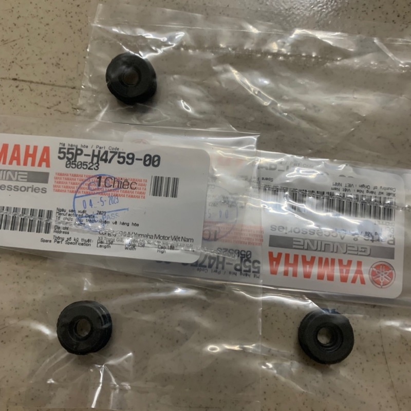 [Chính hãng Yamaha]YACS-002 Cao su đèn hậu Exciter135(11-14) XEM KỸ SP TRƯỚC KHI MUA