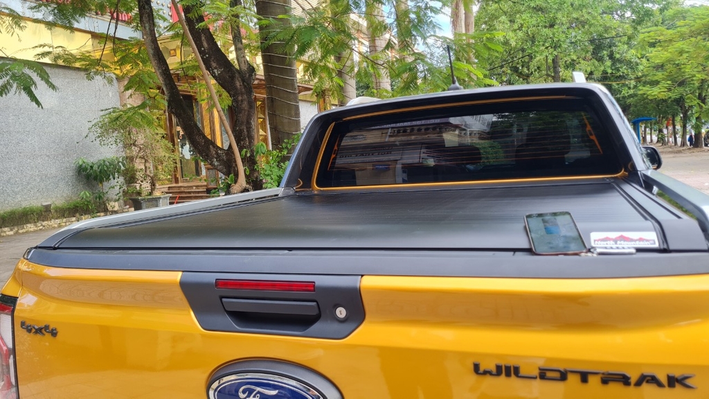 NẮP THÙNG BÁN TẢI FORD RANGER