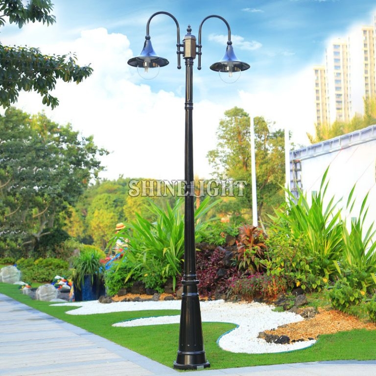 Cột đèn sân vườn tân cổ mai chiếu thủy