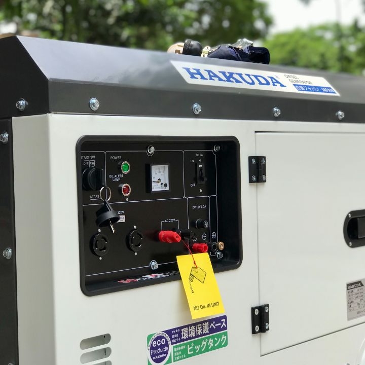 Máy Phát Điện Chạy Dầu Hakuda 10KVA Siêu Cách Âm