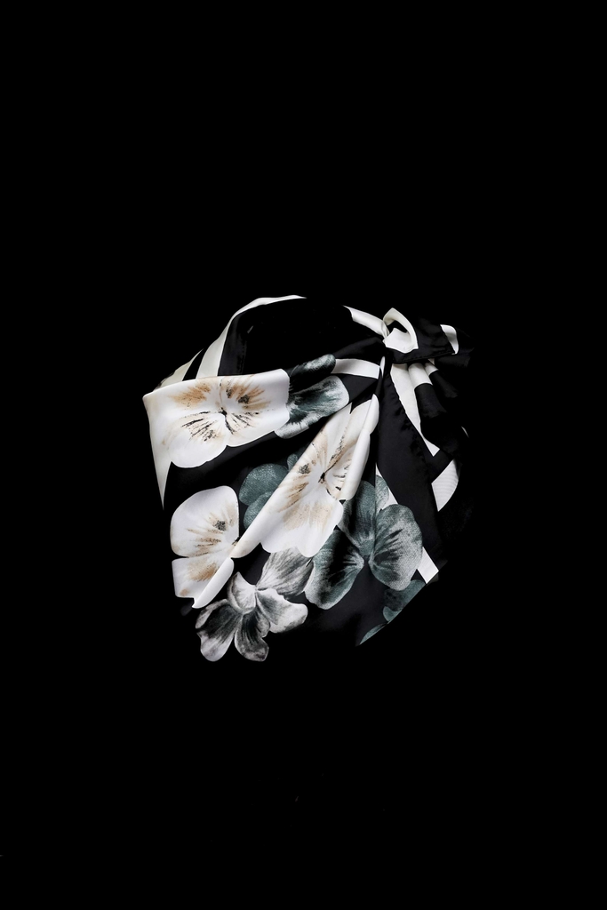 khăn quàng cổ silk V1100