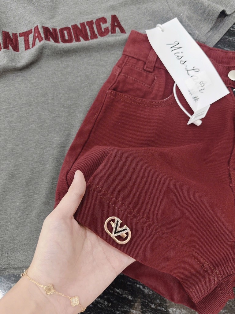SET ÁO THÊU MIX JEAN ĐỎ KÈM TAG SẴN