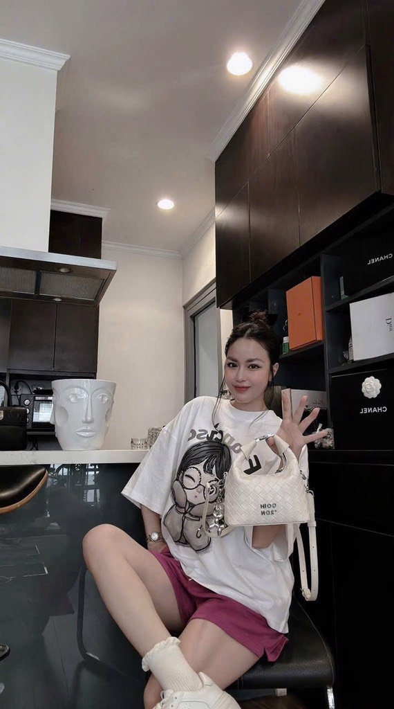 SET BỘ ÁO PHÔNG CÔ GÁI QUẦN ĐÙI HỒNG NỮ