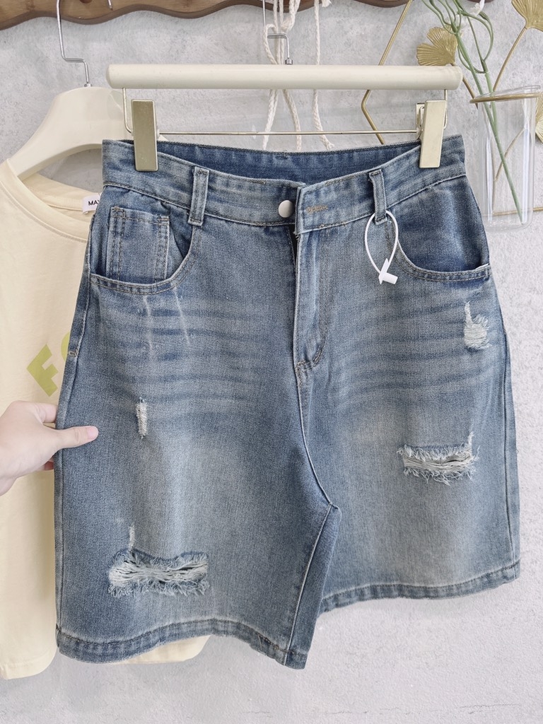SET JEAN RÁCH LỬNG MIX ÁO PHÔNG FOREST NỮ SẴN (SALE 139k)