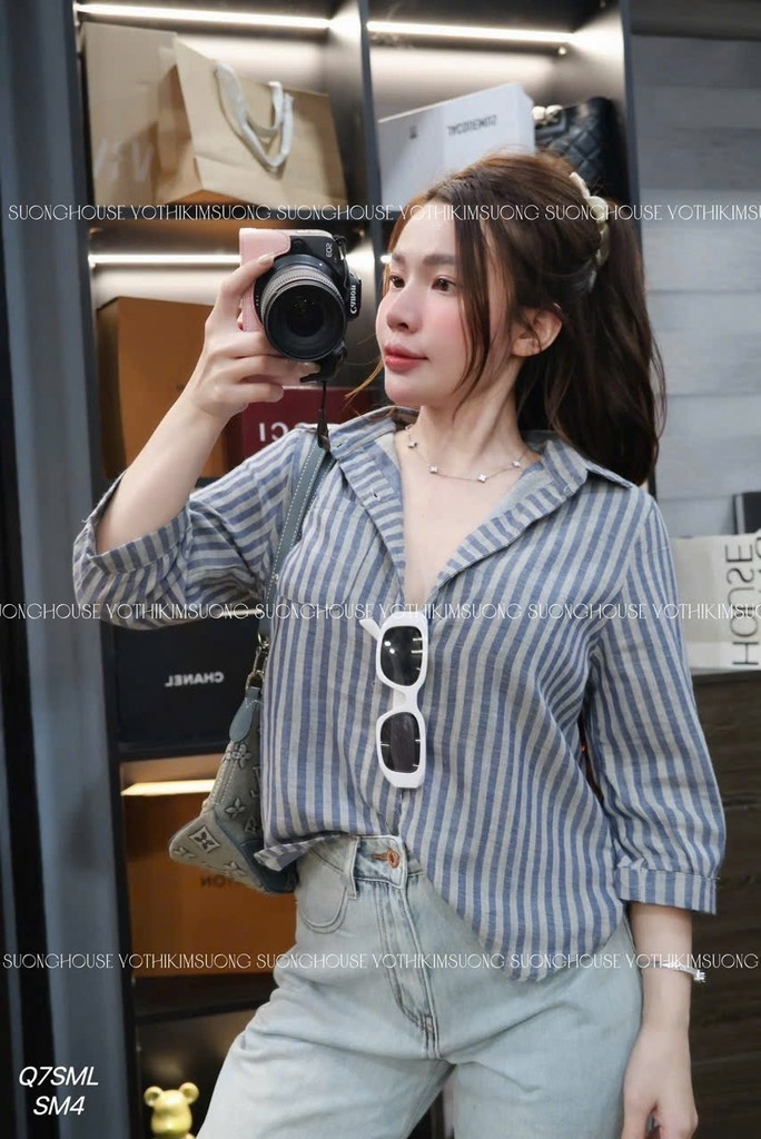 ÁO SƠ MI KẺ TAY LỬNG 2 MÀU NỮ