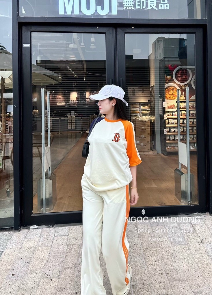 SET BỘ ADI.DAS IN CHỮ B QUẦN SUÔNG NỮ