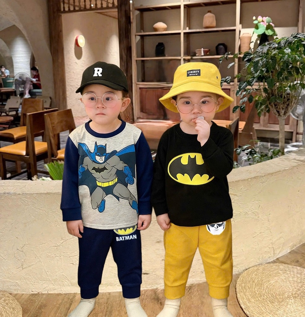 SET 2 BỘ BATMAN VÀNG ĐEN DÀI BÉ TRAI