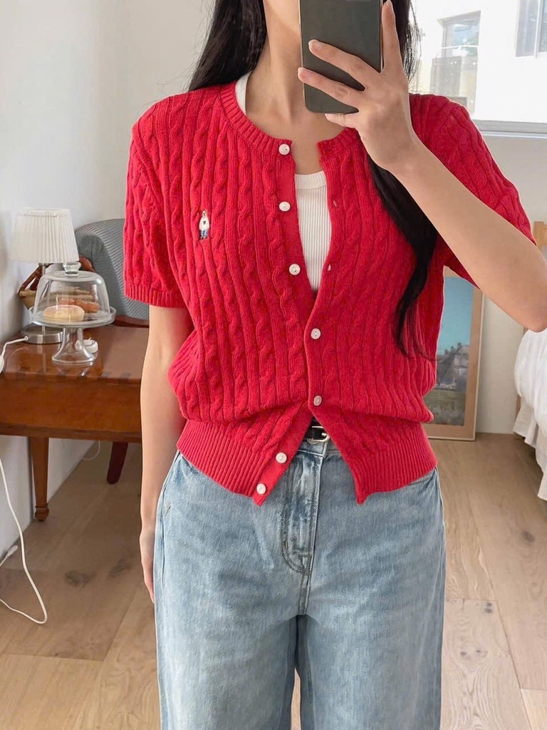LEN CDG ĐỎ THÊU GẤU CỌC TAY NỮ THU ĐÔNG