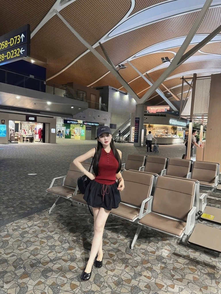 CHÂN VÁY XOÈ MẪU MỚI NỮ