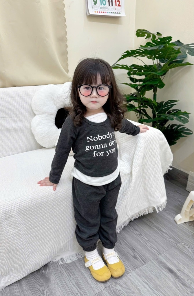 SET 2 BỘ DÀI NOBODY BE XÁM BÉ GÁI