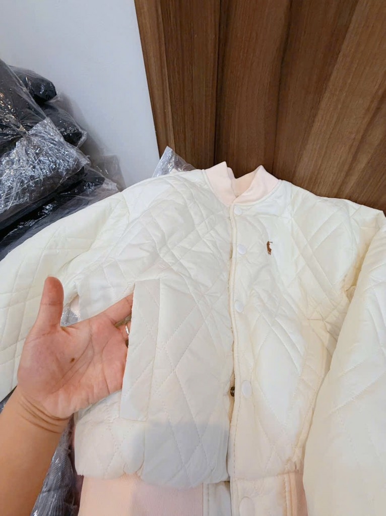 ÁO PHAO TRÁM THÊU NGỰA NỮ THU ĐÔNG SẴN