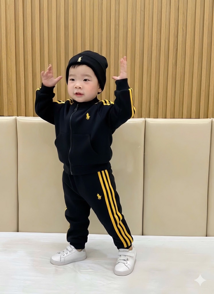 SET BỘ DÀI NỈ KHOÁC THỂ THAO THÊU NGỰA BÉ TRAI