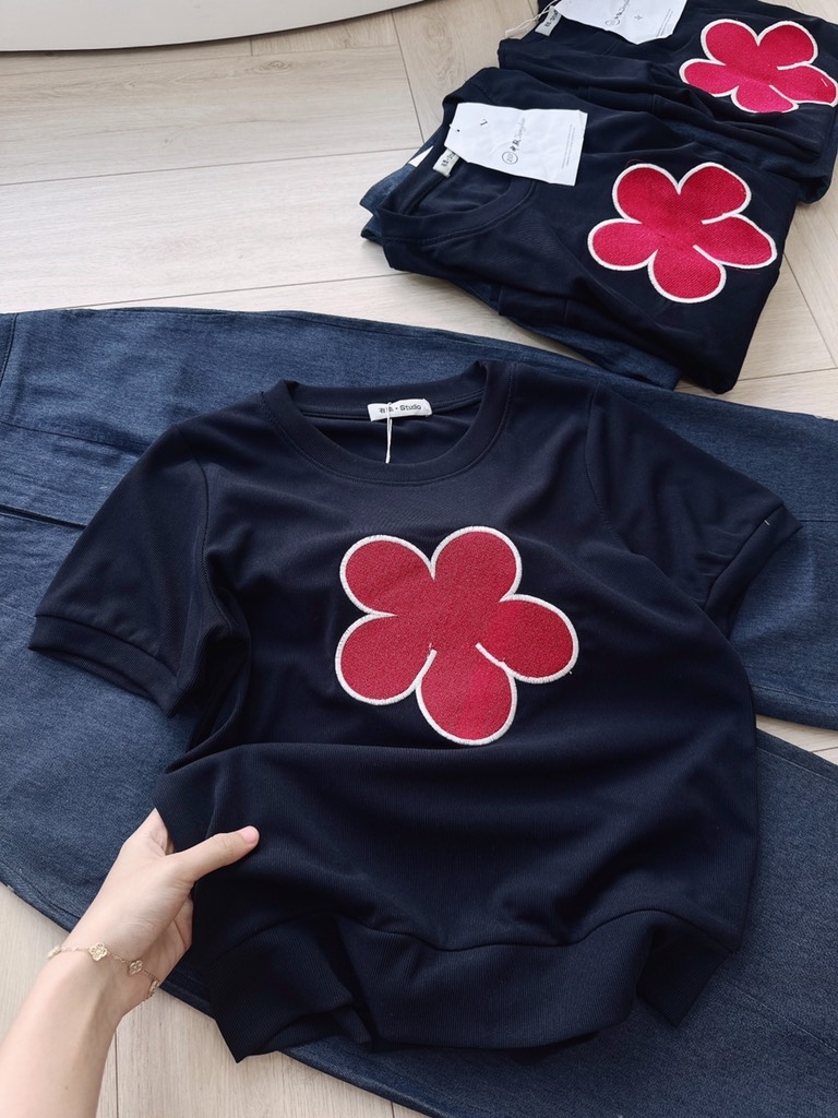 SET ÁO THÊU HOA MIX QUẦN JEANS NỮ