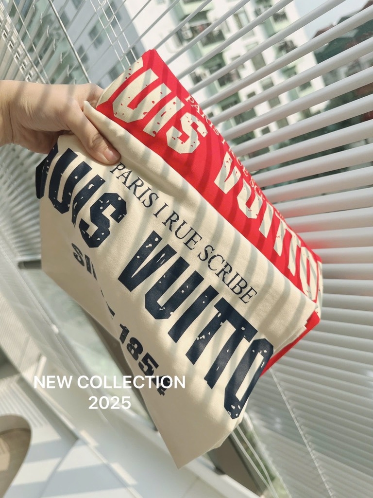 ÁO PHÔNG CỘC LUOIS VUITION NỮ SẴN