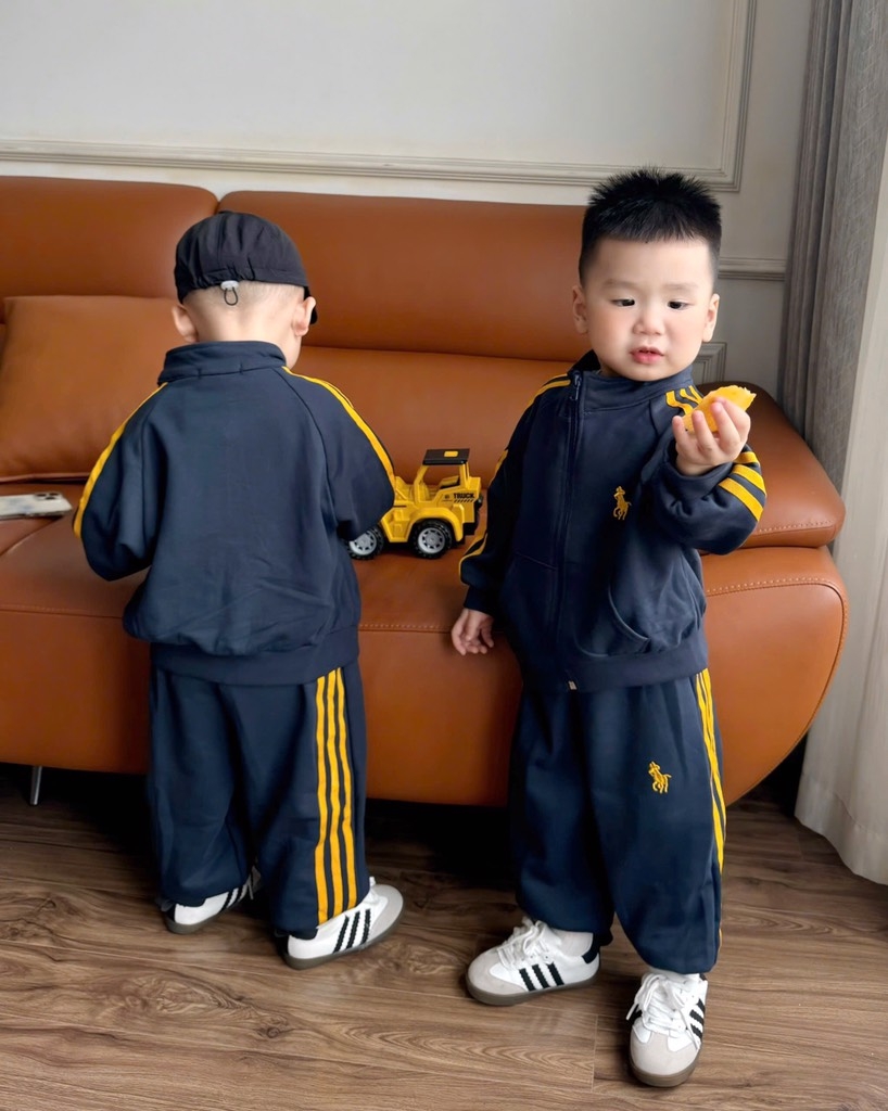 SET BỘ DÀI NỈ KHOÁC THỂ THAO THÊU NGỰA BÉ TRAI