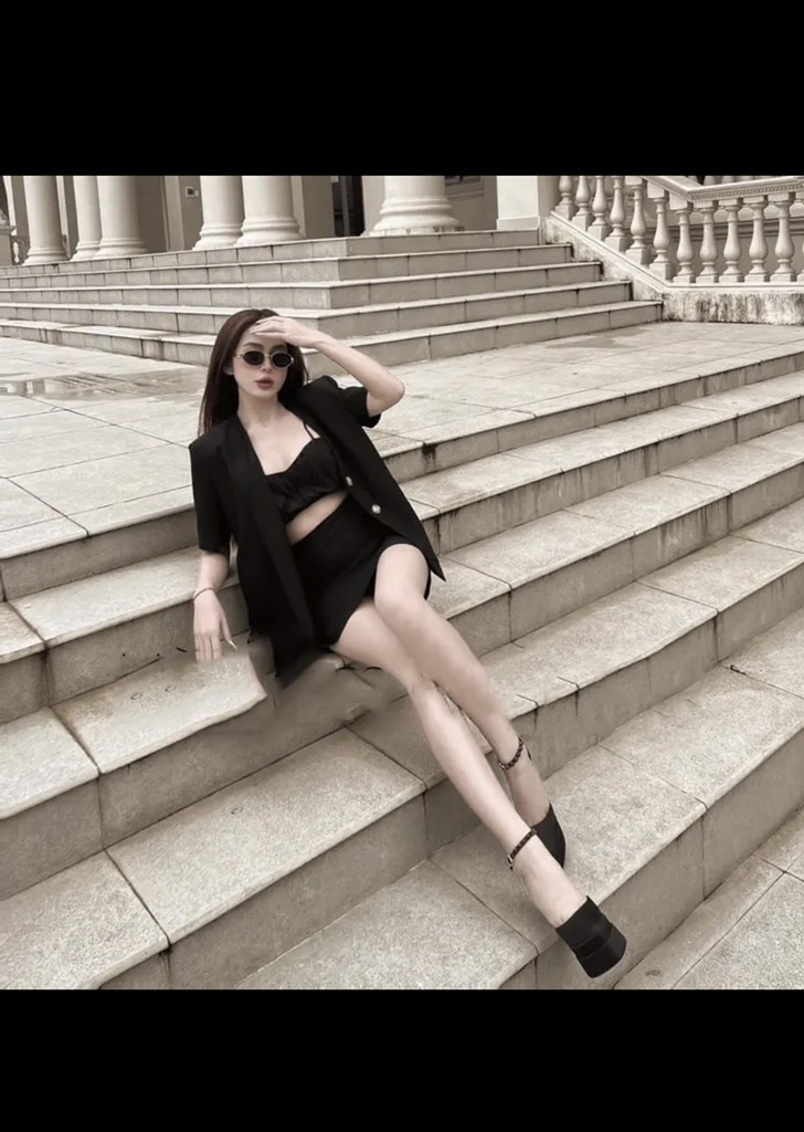 SET BLAZER CHÂN VÁY LI EO KÈM ÁO SẴN