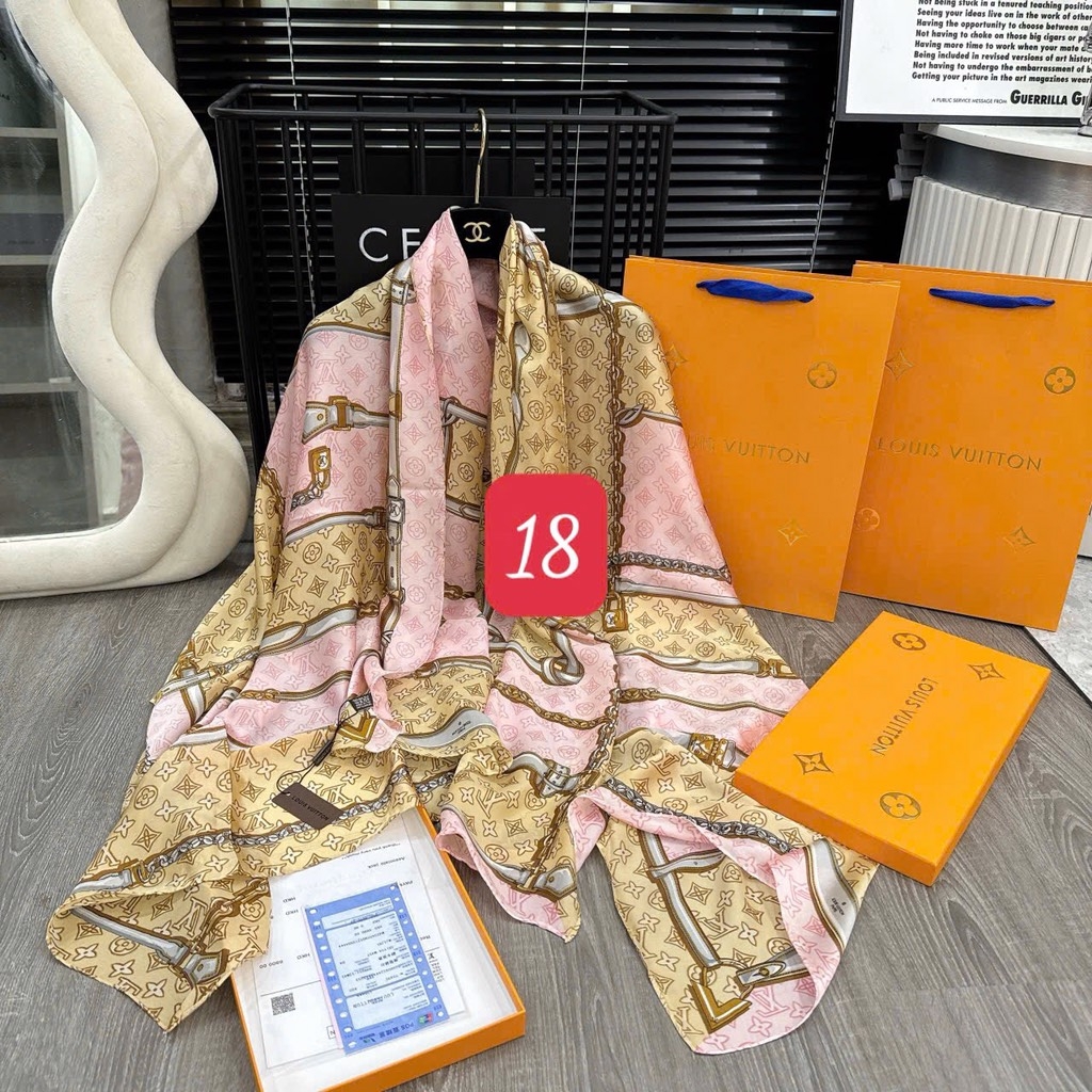 KHĂN LỤA TẶNG QUÀ 20/11 FULL BOX+ TÚI GIẤY+ BILL