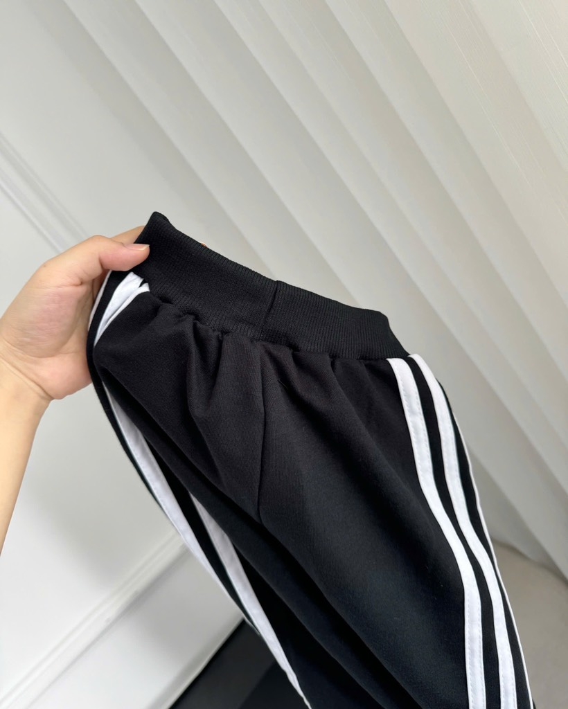 SET BỘ DÀI ĐEN SỌC TRẮNG BÉ TRAI