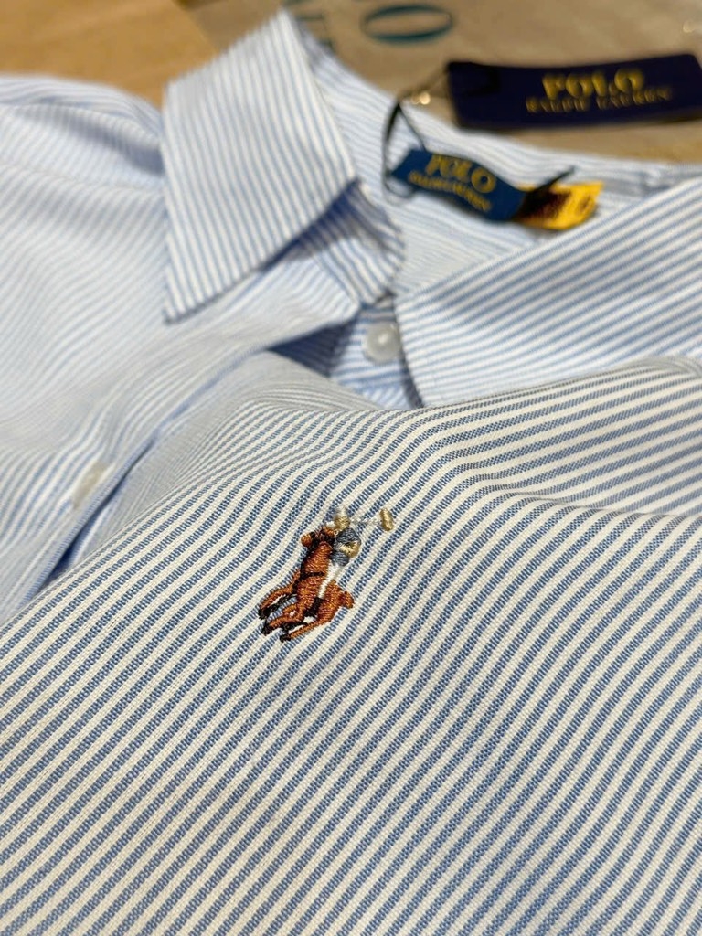 ÁO SƠ MI KẺ XANH THÊU LOGO NGỰA NỮ