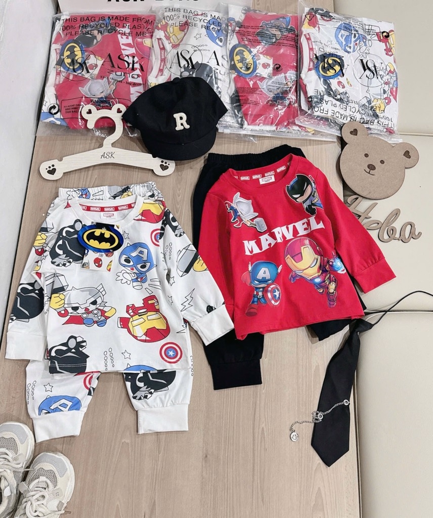 SET 2 BỘ DÀI IRONMAN MARVAL ĐEN ĐỎ GHI BÉ TRAI SẴN