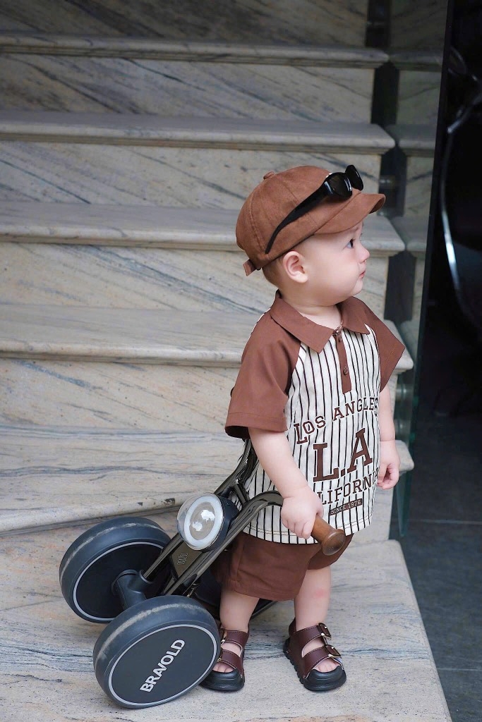 SET BỘ ÁO CỔ BẺ NÂU TÂY L.A CHO BÉ TRAI