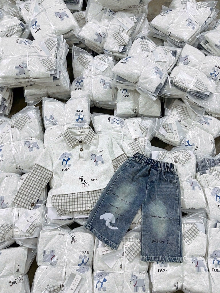 SET BỘ DÀI ÁO PHỐI SƠ MI KẺ QUẦN BÒ BÉ TRAI